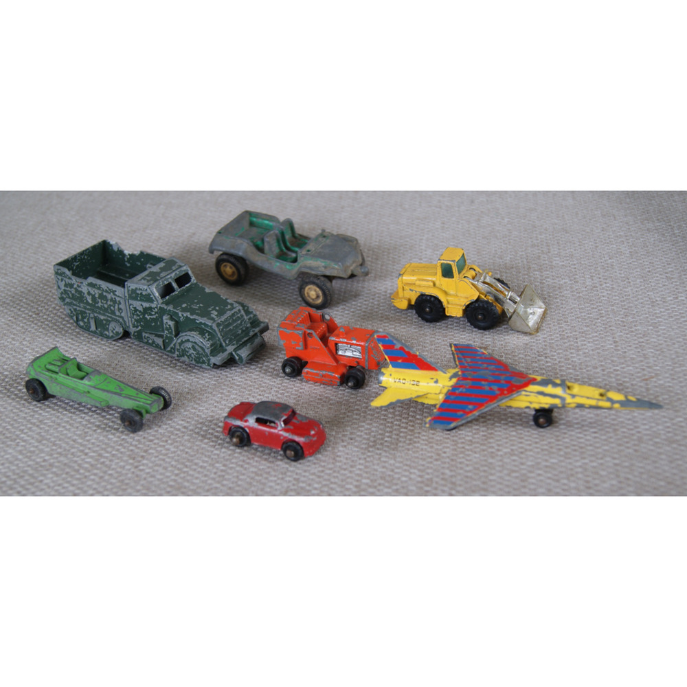 Vintage Lot of 7 Diecast Metal Cars Jeep Midgetoy Army Halftrack Tootsie Lesney